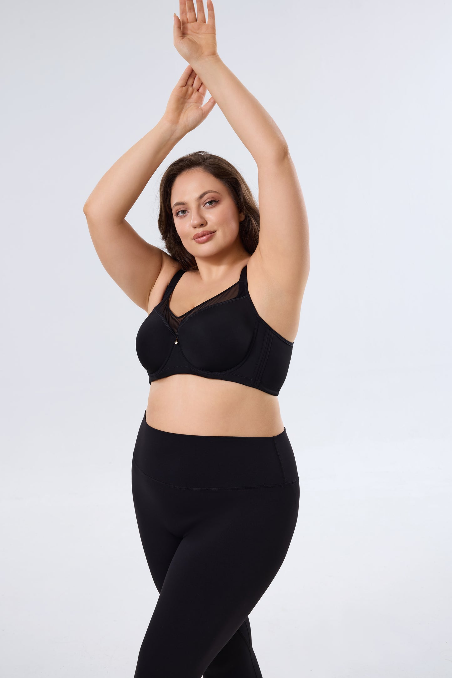 Supportive Full Coverage Underwire Bra with a Sculpted Fit