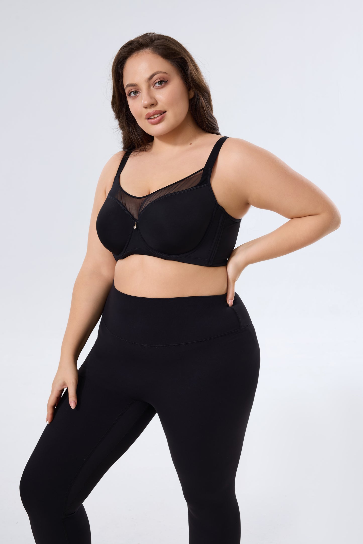 Supportive Full Coverage Underwire Bra with a Sculpted Fit