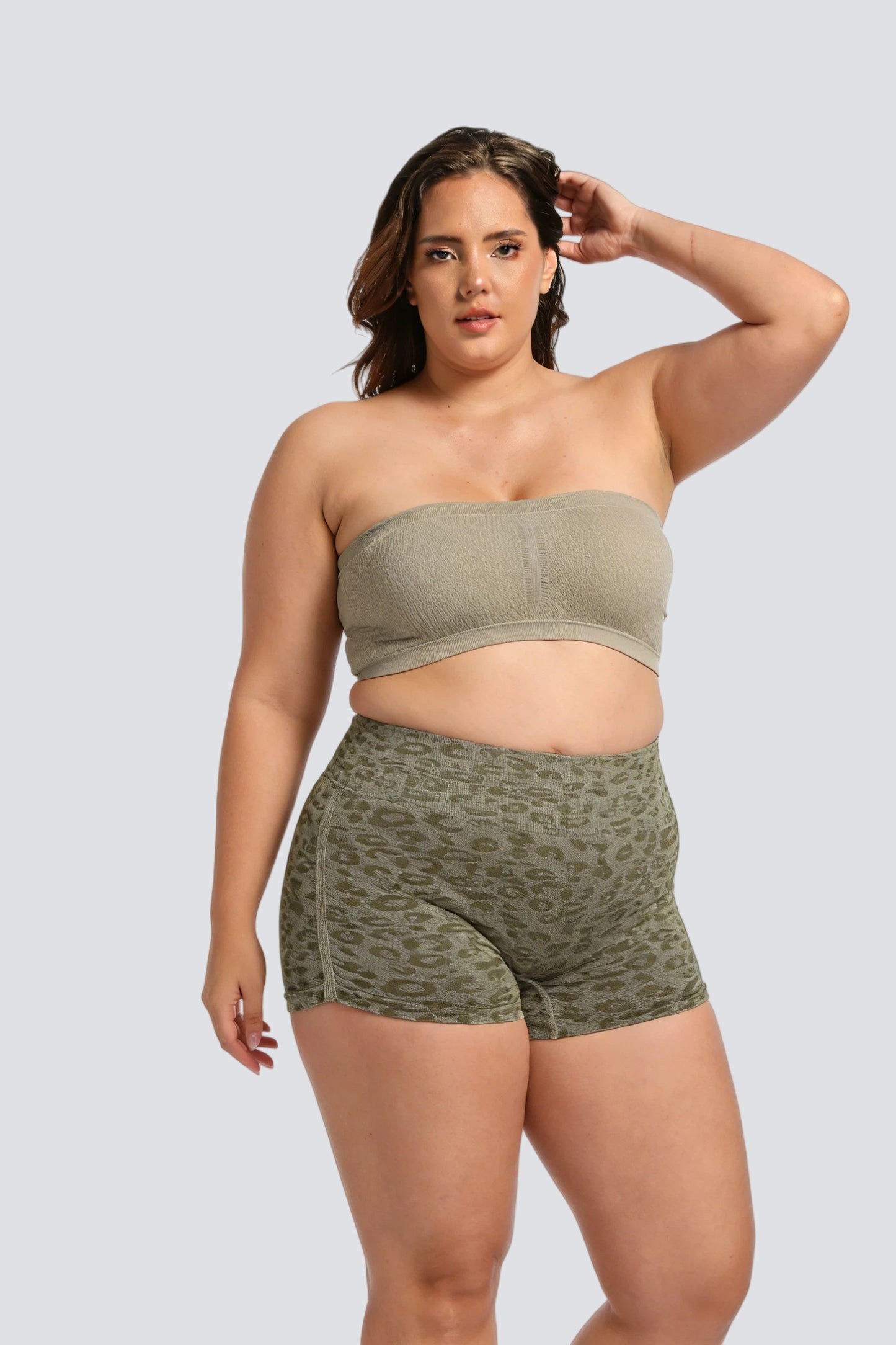 Plus Size Seamless Bandeau Bra with Breathable Support