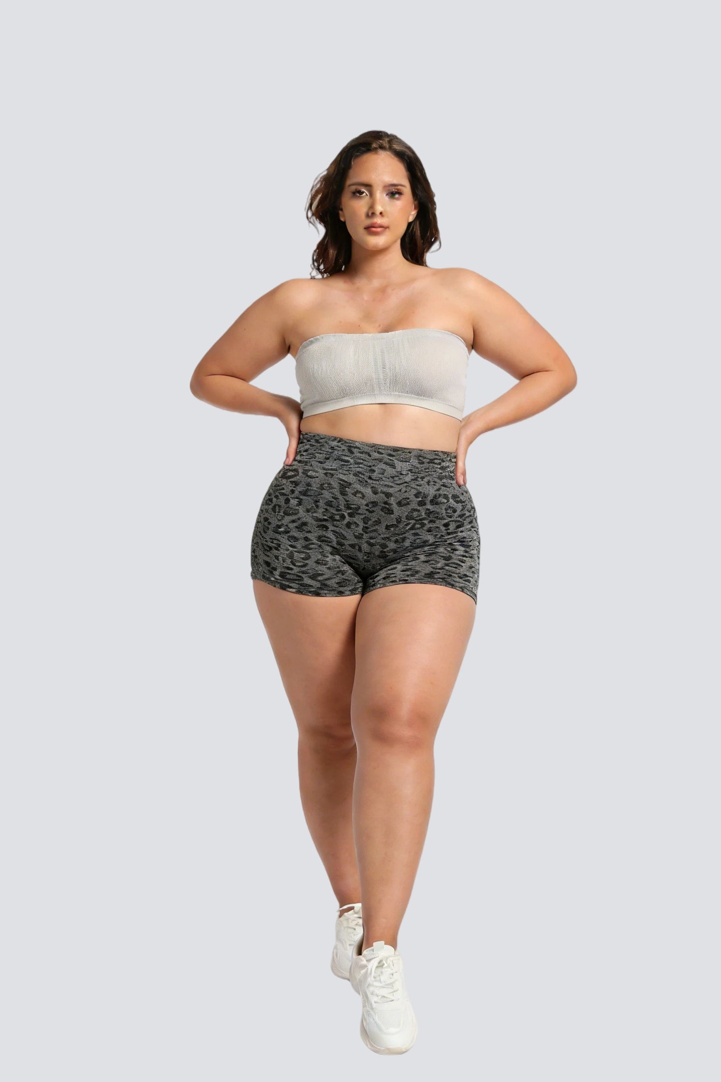 Plus Size Seamless Bandeau Bra with Breathable Support