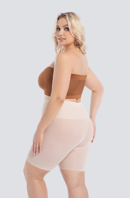 Plus-Size Seamless Bandeau Bra with Stay-Put Support