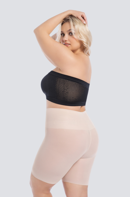 Plus-Size Seamless Bandeau Bra with Stay-Put Support