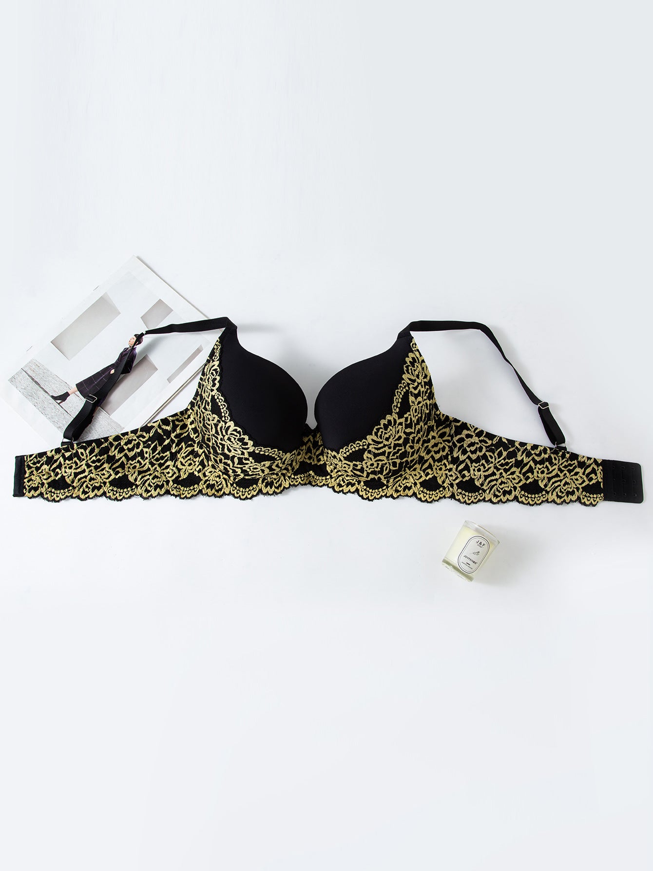 D-G Cups Plus Size Underwire Push Up Lace Bra, Back Smoothing & Minimizer
