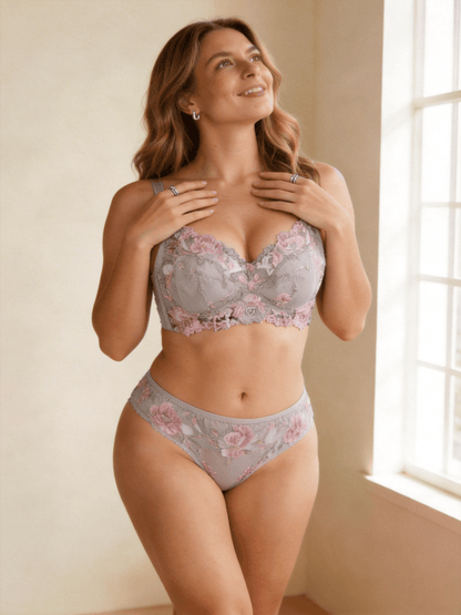 Plus Size Thin Cup Wireless & Full Coverage Minimizer Bra for Women
