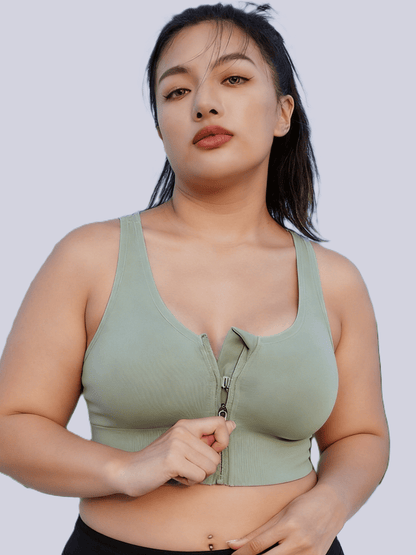 ultrasoft liteweight construction with posture-correcting backease technology.