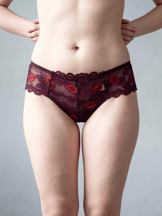 Women's Elegant Mid-Rise Breathable Seamless Plus Size Briefs with Lip Print