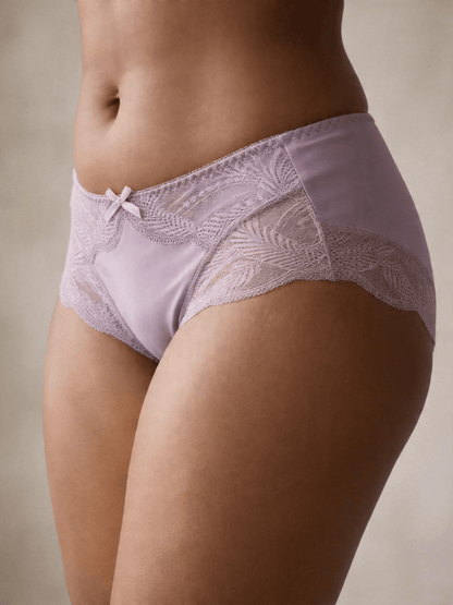 Plus Size Breathable Moisture Seamless Mid-Rise Thin Briefs for Curvy Ladies