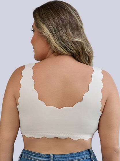 soft seamless plus size bra, breathable fabric and smooth back for a neat look.