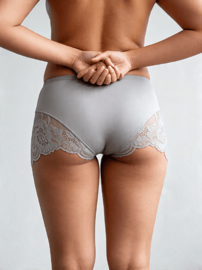 Lace Seamless Breathable Moisture Plus Size Mid-Rise Panties