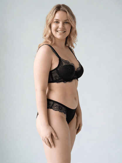 Plus full coverage gentle lift, plus-size friendly design with full coverage cup for complete breast wrapping.