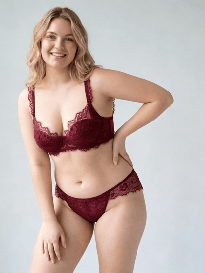 Plus size posture care set, specially tailored for plus size figures to correct slouching and straighten body posture.