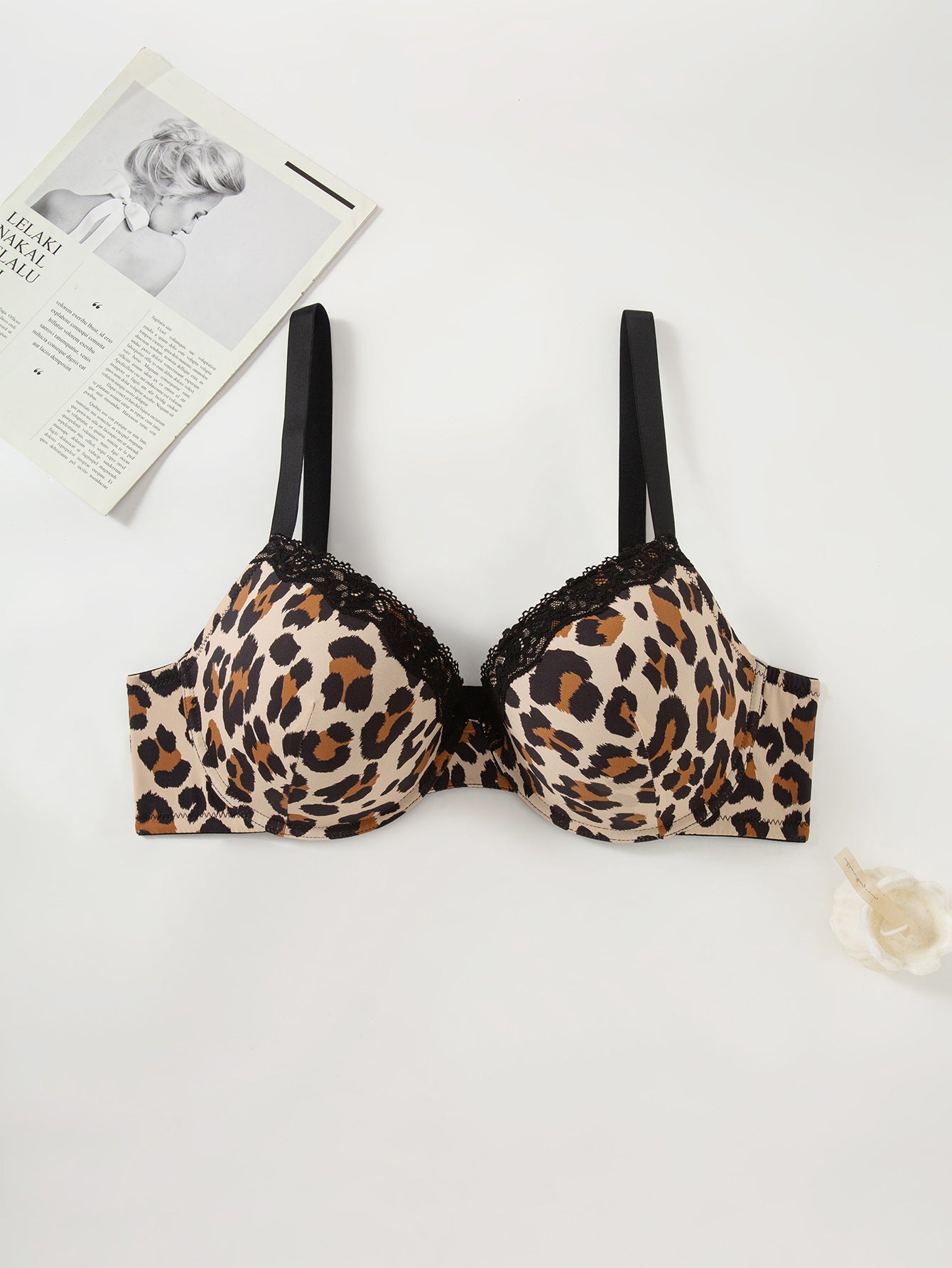 D-G Cup Plus Size Underwire Bra Push Up Back Smoothing Minimizer Bra