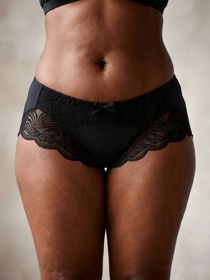 Plus Size Breathable Moisture Seamless Mid-Rise Thin Briefs for Curvy Ladies