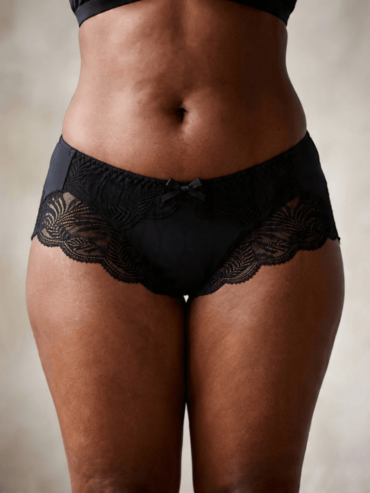 Plus Size Breathable Moisture Seamless Mid-Rise Thin Briefs for Curvy Ladies