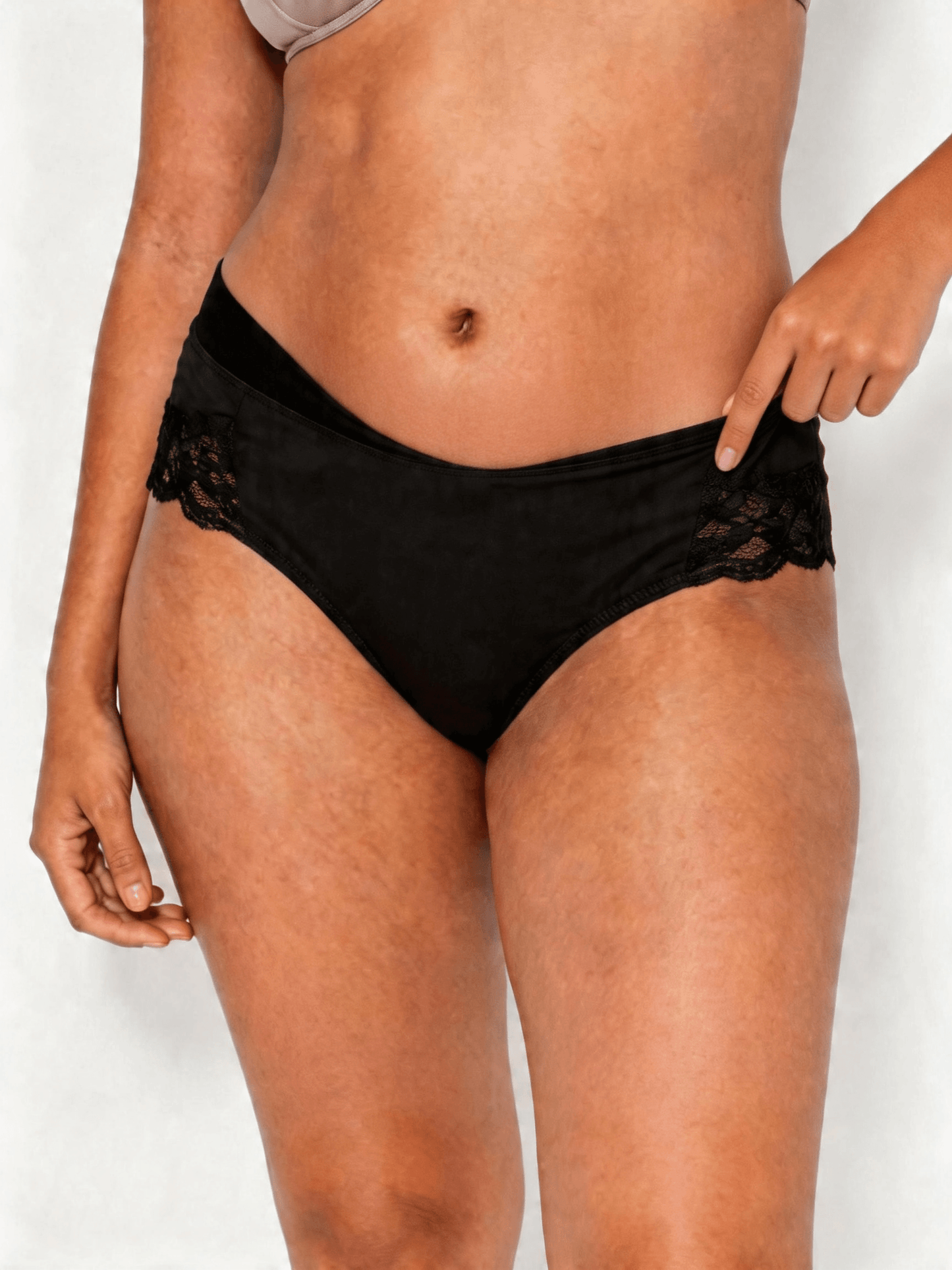 Lace Seamless Breathable Moisture Plus Size Mid‑waist Briefs