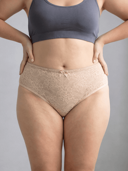 Plus Size Women's Panties With Breathable Hollow Out Net-Like Seamless Briefs