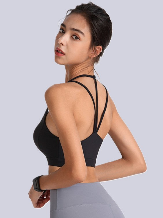 comfortable cutout back design, great support for yoga, gym and daily exercise.