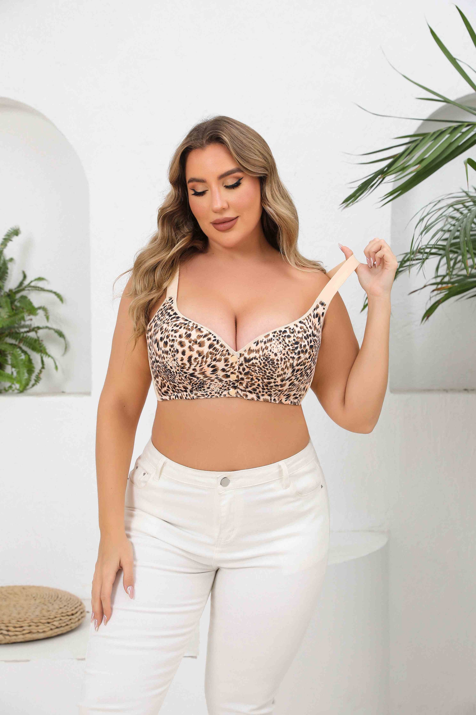 supportive leopard print bra with front closure and seamless comfort