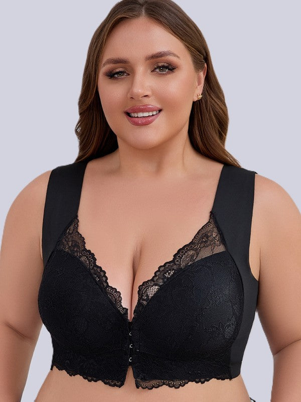 soft seamless front closure bra, perfect for curvy figures and everyday use.