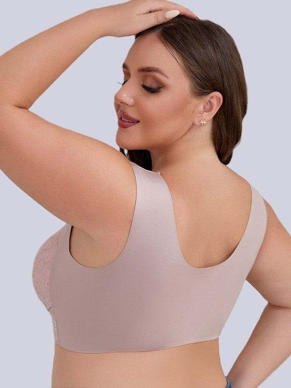 women’s plus size tank top bra, gather breast nicely and no underwire pressure.